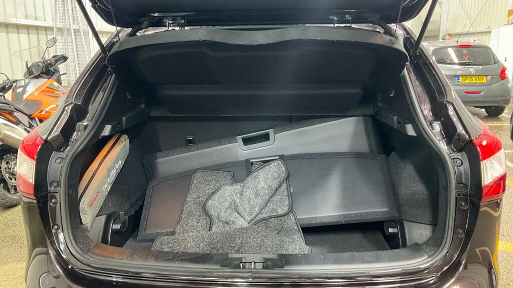 Used Nissan Qashqai 2016 for sale - 77468912: Photo 13