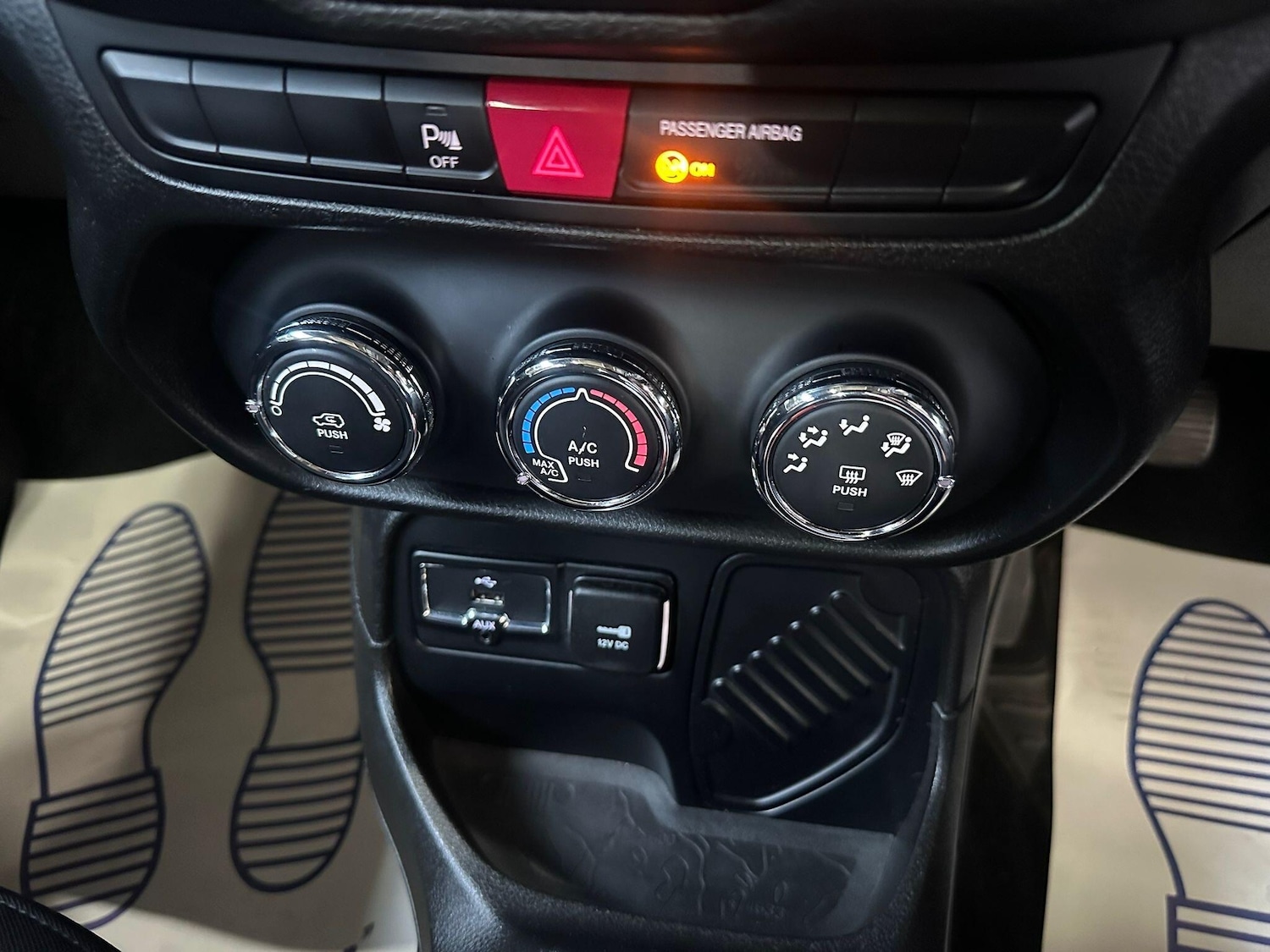 Used Jeep Renegade 2017 for sale - 76108497: Photo 22