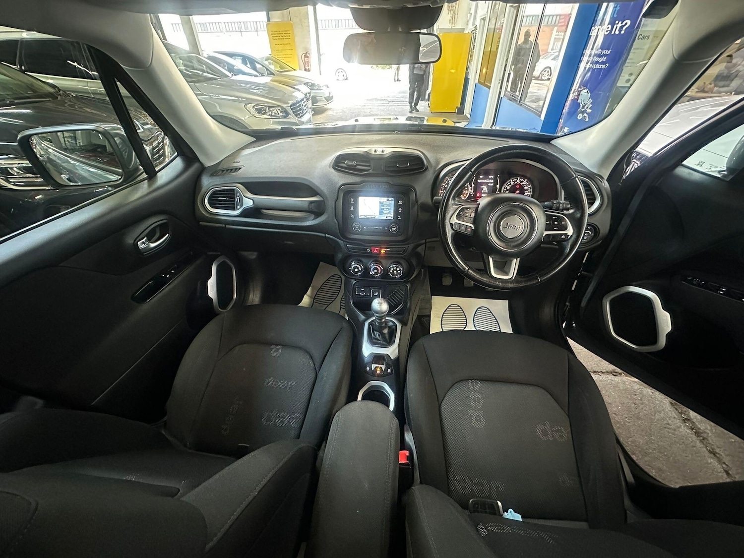 Used Jeep Renegade 2017 for sale - 76108497: Photo 9