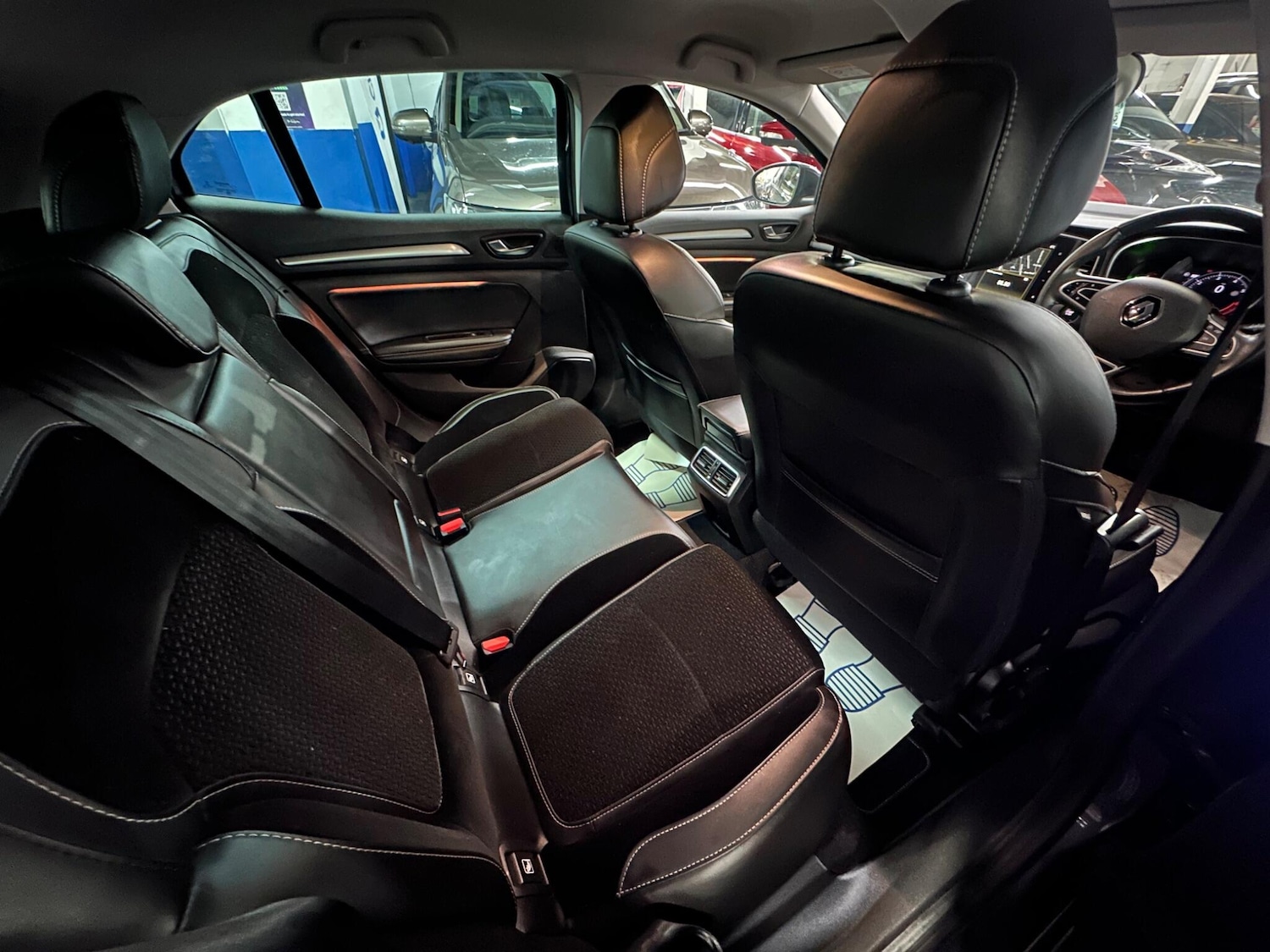 Used Renault Megane 2018 for sale - 77613007: Photo 29