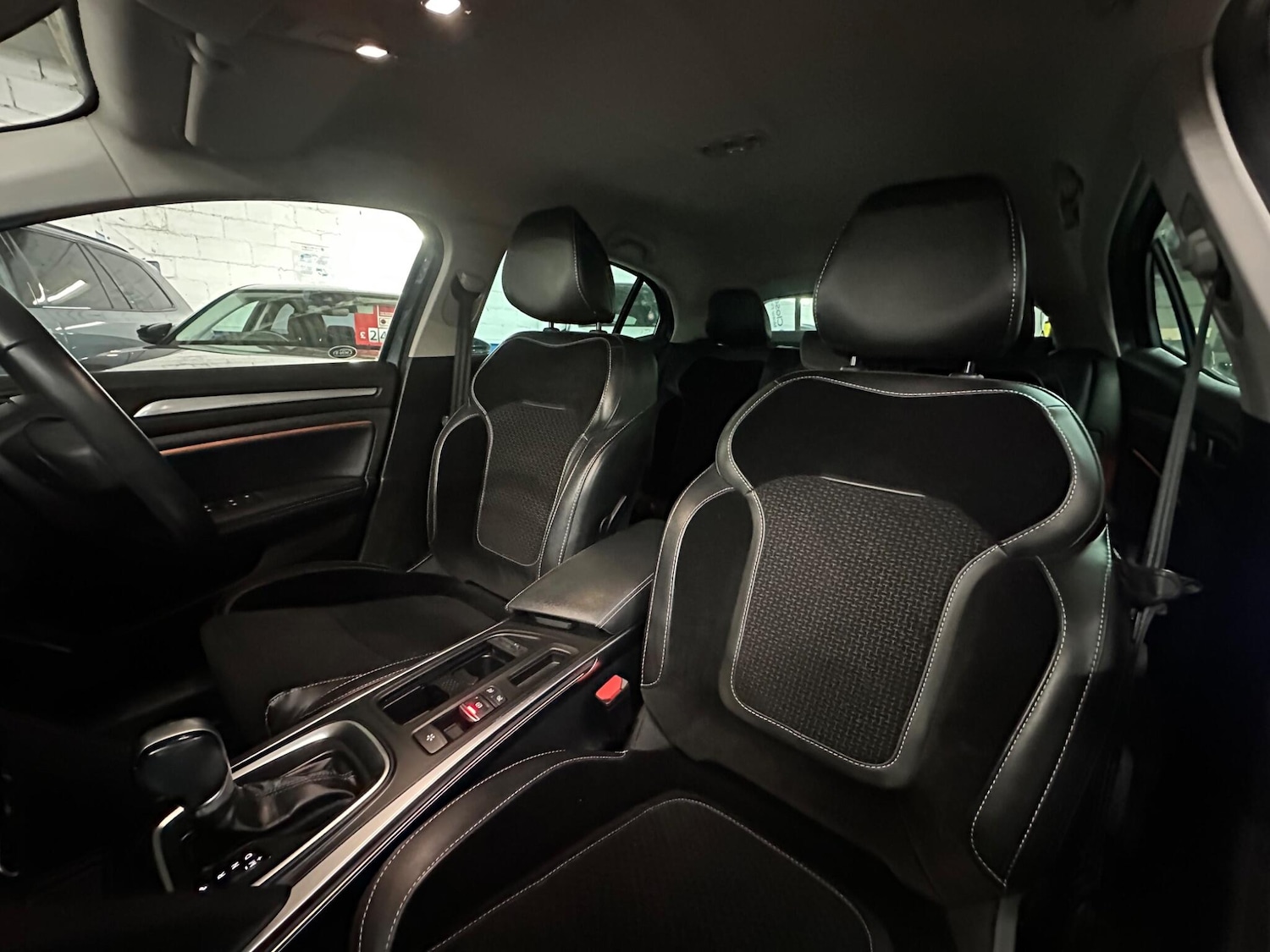 Used Renault Megane 2018 for sale - 77613007: Photo 30