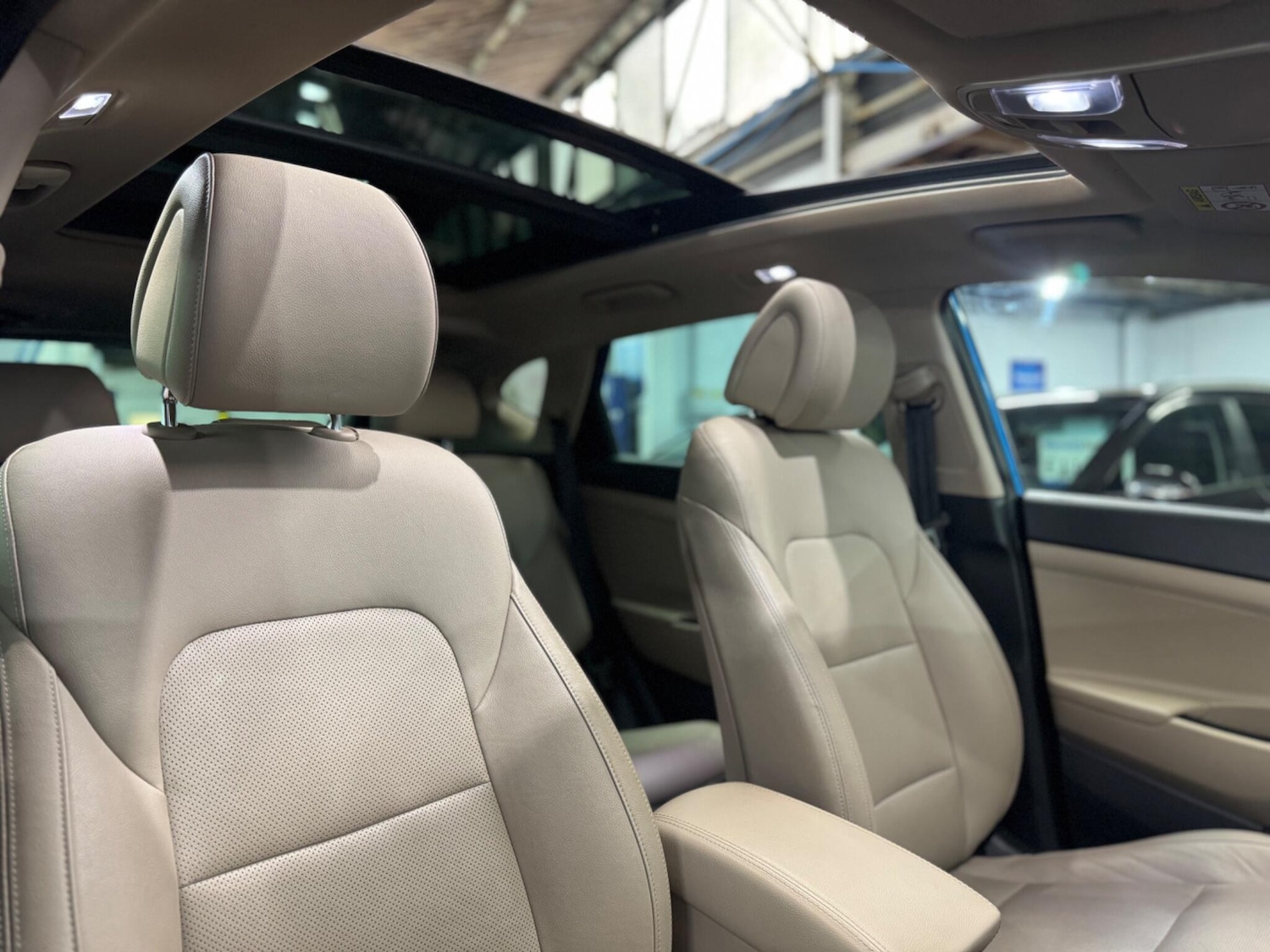 Used Hyundai TUCSON 2016 for sale - 76849611: Photo 19