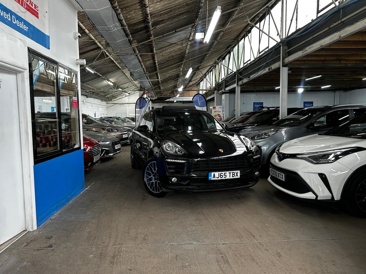 Used Porsche Macan for sale - 78185321: Photo 15