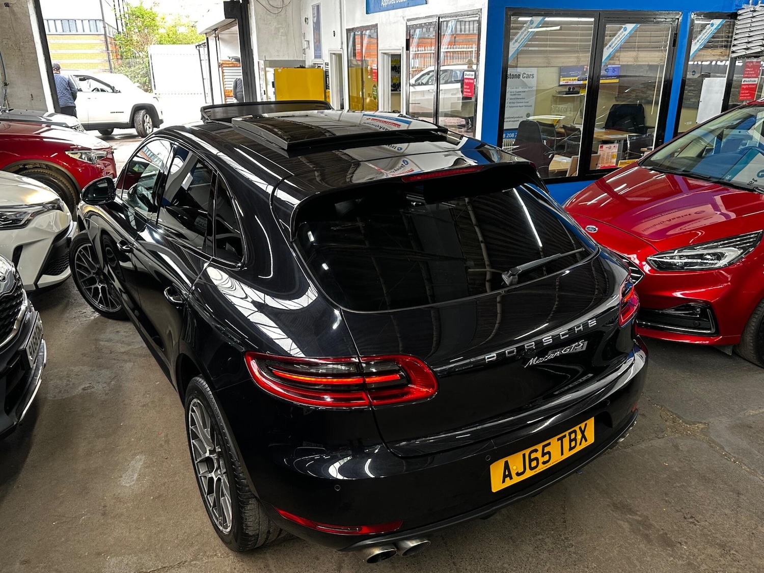 Used Porsche Macan for sale - 78185321: Photo 48