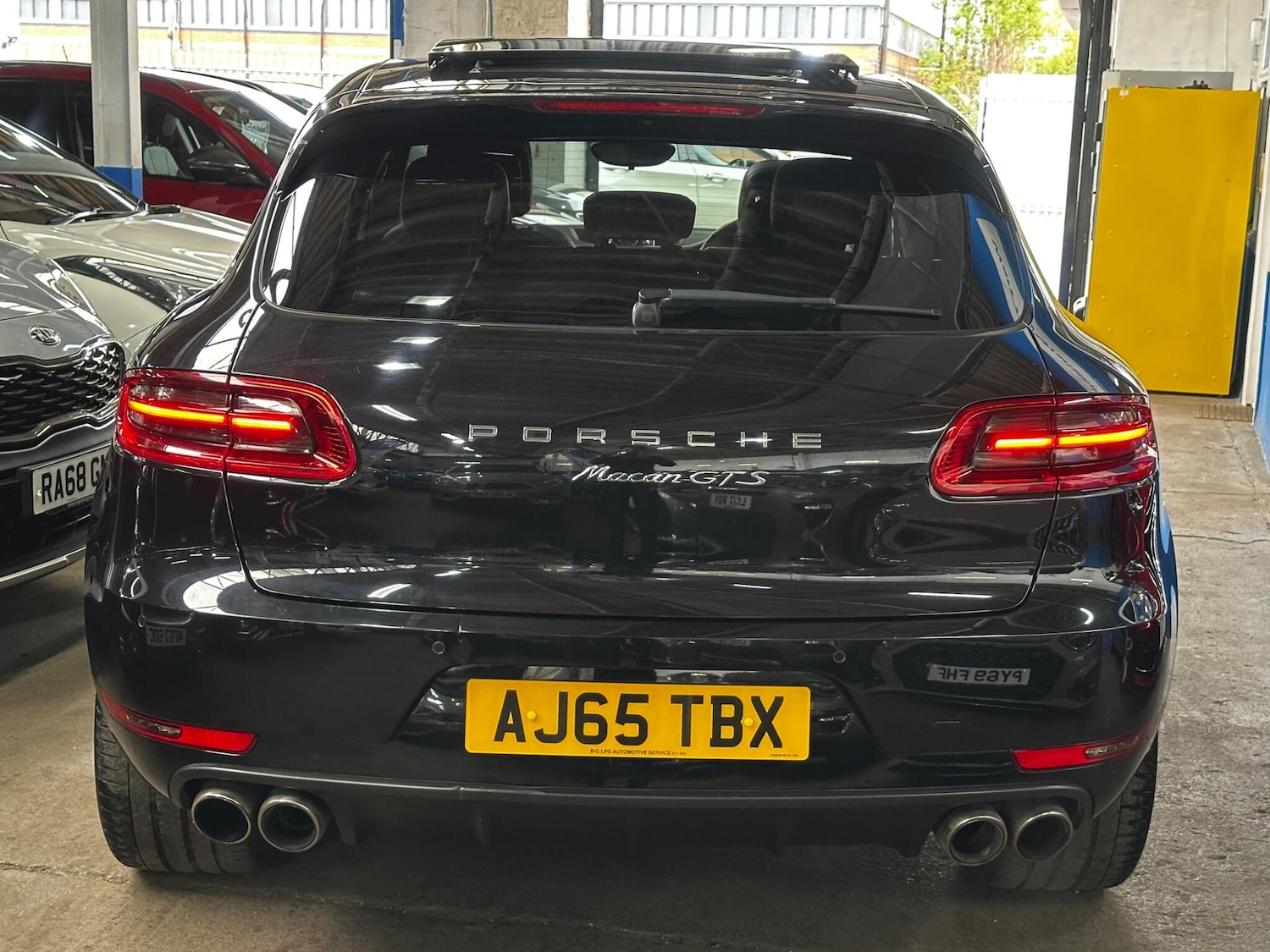 Used Porsche Macan for sale - 78185321: Photo 50