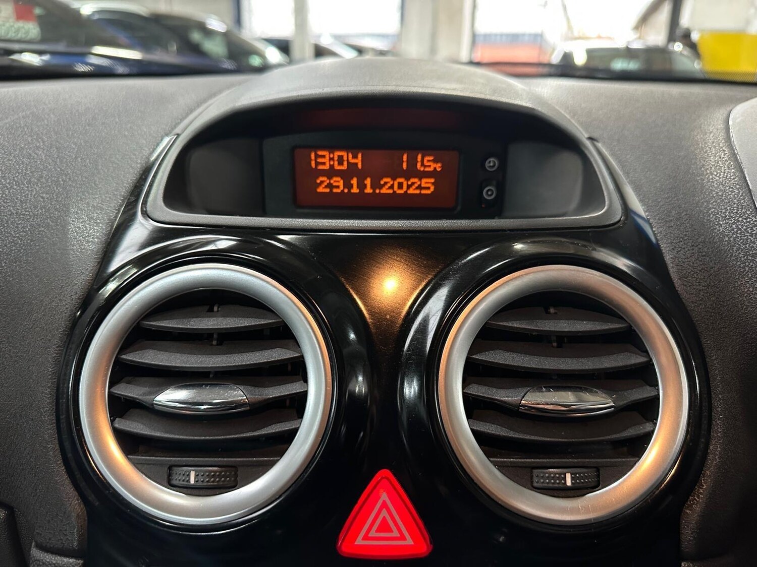 Used Vauxhall Corsa 2014 for sale - 76608042: Photo 26