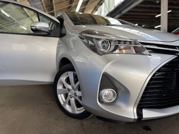 Used Toyota Yaris 2016 for sale - 78562422: Photo