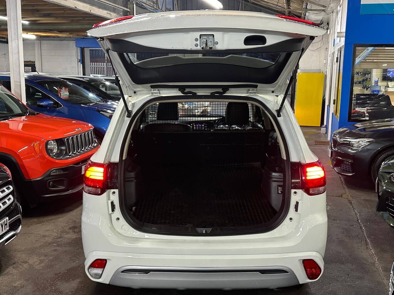 Used Mitsubishi Outlander 2019 for sale - 76926678: Photo 18