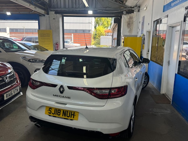 Used Renault Megane 2018 for sale - 75601341: Photo 12