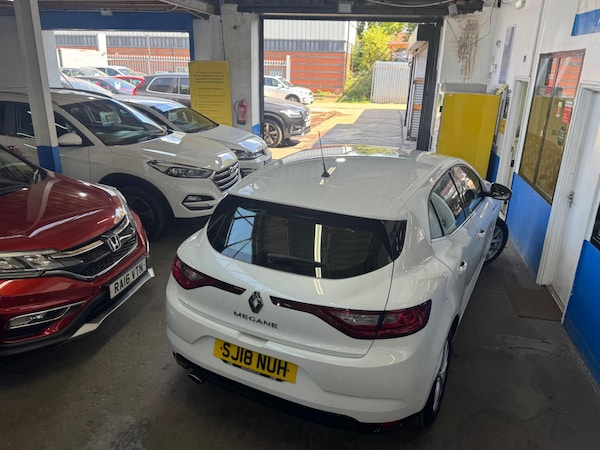 Used Renault Megane 2018 for sale - 75601341: Photo 14