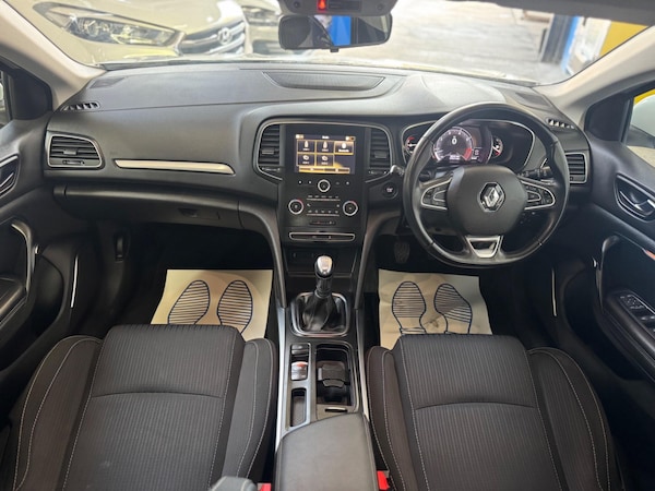 Used Renault Megane 2018 for sale - 75601341: Photo 17