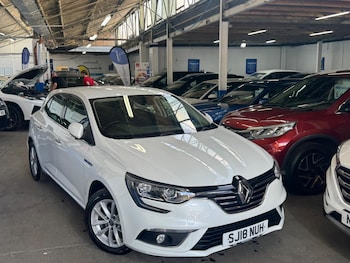Used Renault Megane 2018 for sale - 75601341: Photo