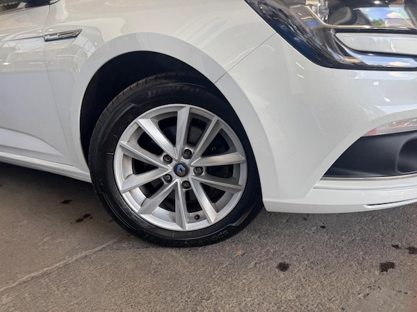 Used Renault Megane 2018 for sale - 75601341: Photo 27
