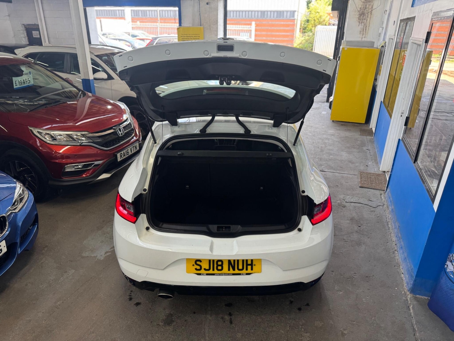 Vehicle 29
