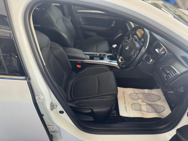 Used Renault Megane 2018 for sale - 75601341: Photo 34