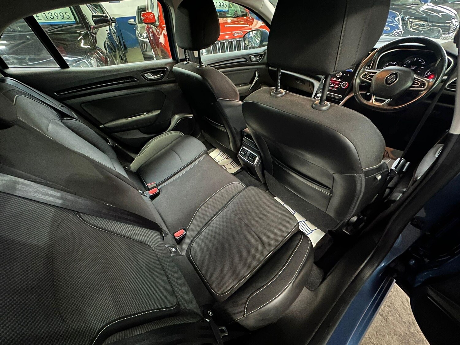 Used Renault Megane 2019 for sale - 76562133: Photo 23