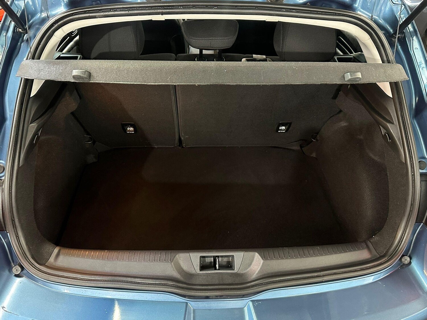 Used Renault Megane 2019 for sale - 76562133: Photo 27