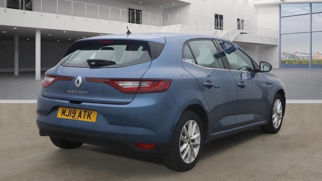Used Renault Megane 2019 for sale - 76562133: Photo 4
