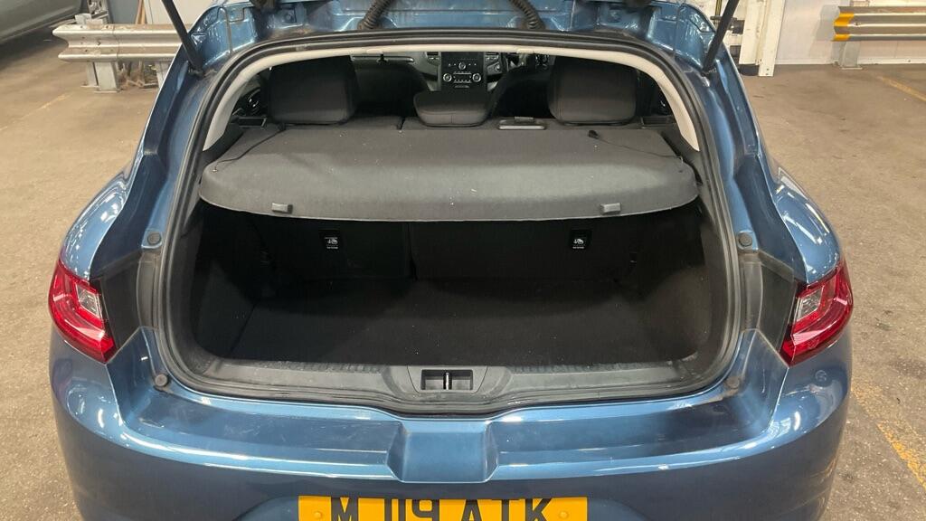 Used Renault Megane 2019 for sale - 76562133: Photo 7