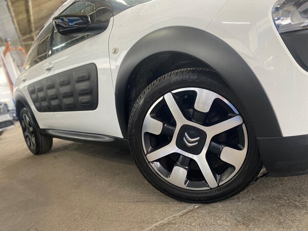Used Citroen C4 Cactus 2015 for sale - 75678495: Photo 41