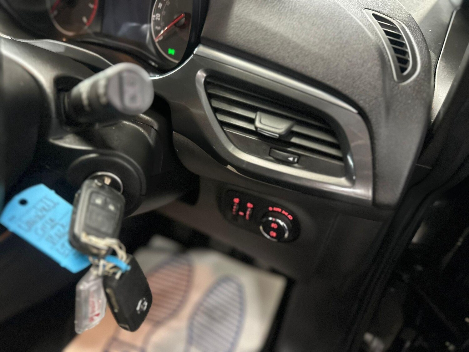 Used Vauxhall Corsa 2019 for sale - 76167558: Photo 29