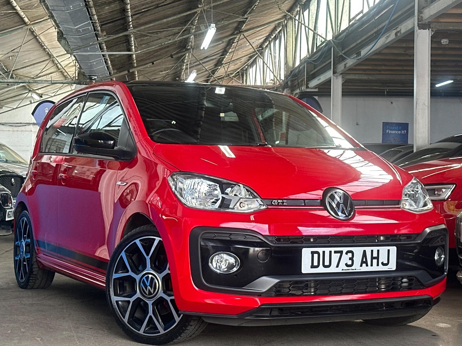 Volkswagen Up