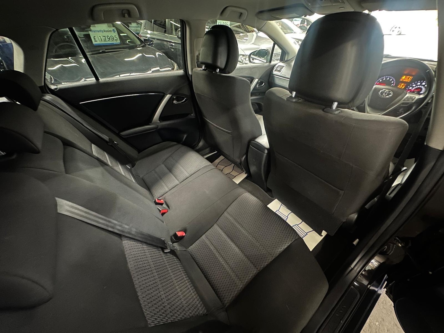 Used Toyota Avensis 2012 for sale - 75940997: Photo 16