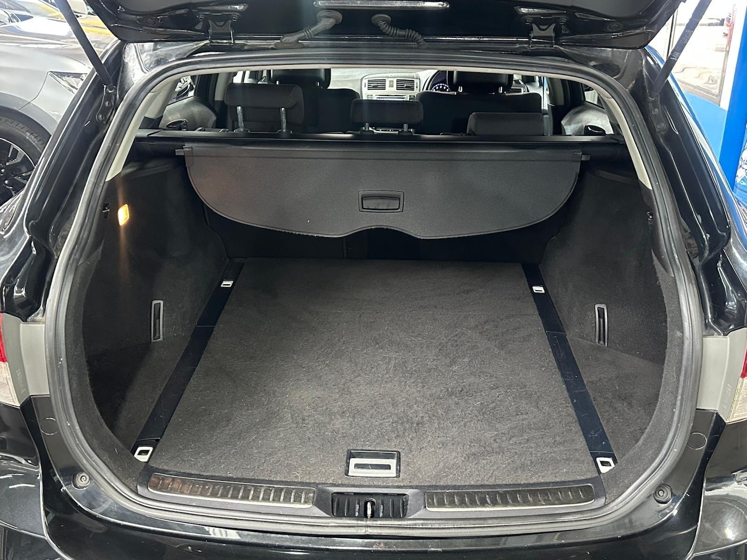 Used Toyota Avensis 2012 for sale - 75940997: Photo 18