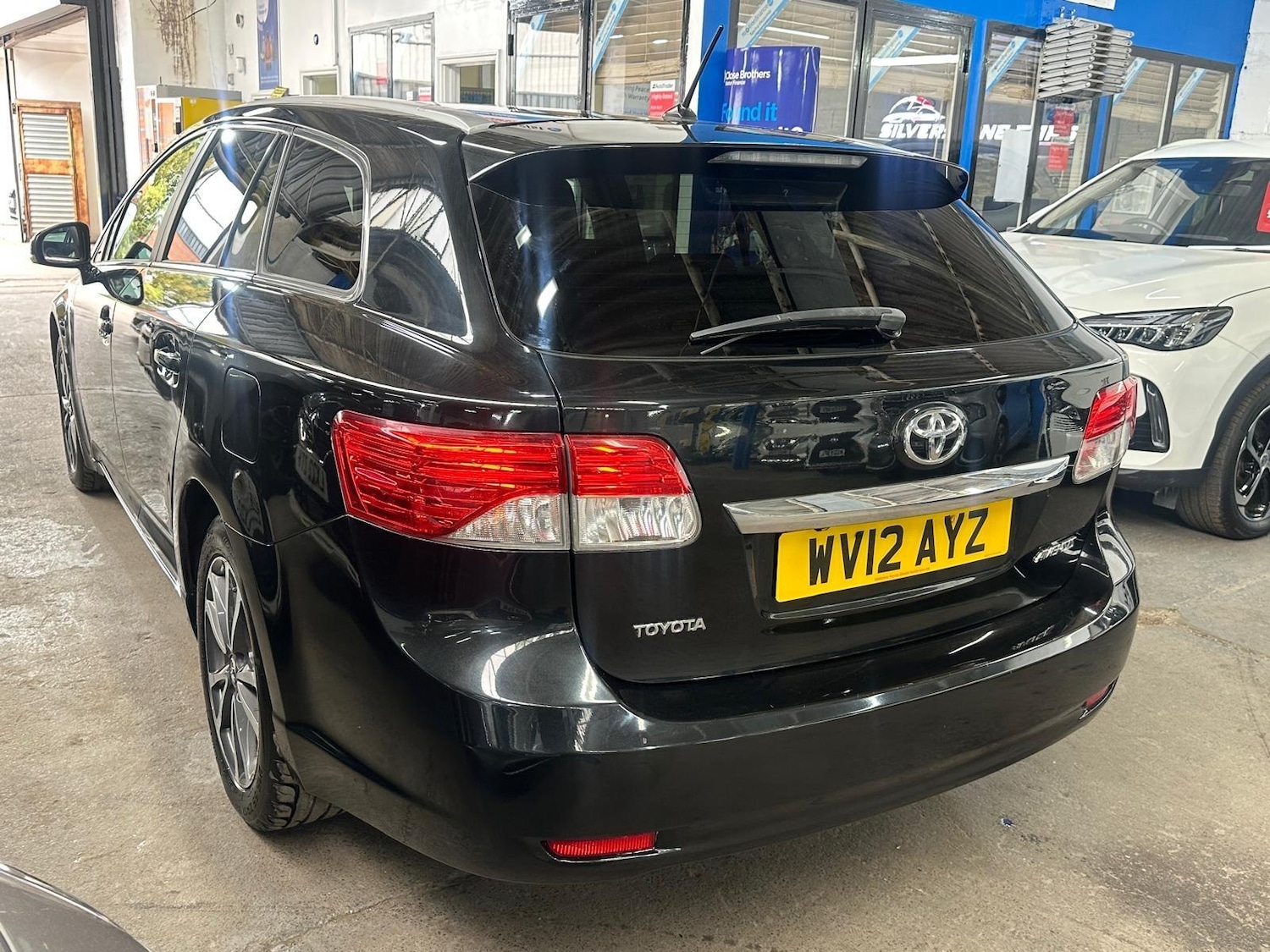 Used Toyota Avensis 2012 for sale - 75940997: Photo 20