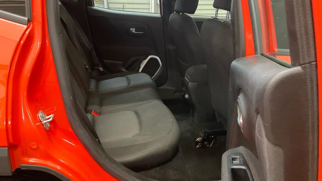Used Jeep Renegade 2018 for sale - 76337009: Photo 8