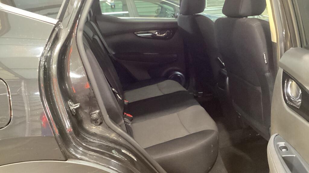 Used Nissan Qashqai 2016 for sale - 77509706: Photo 14