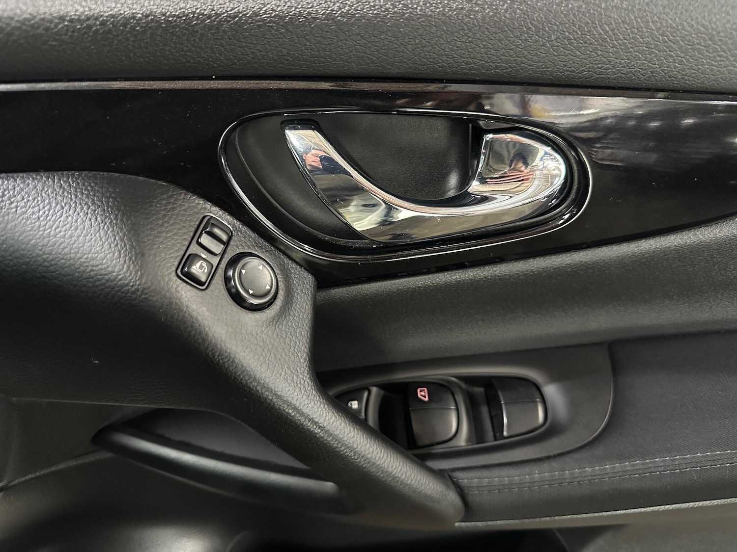 Used Nissan Qashqai 2016 for sale - 76965092: Photo 24