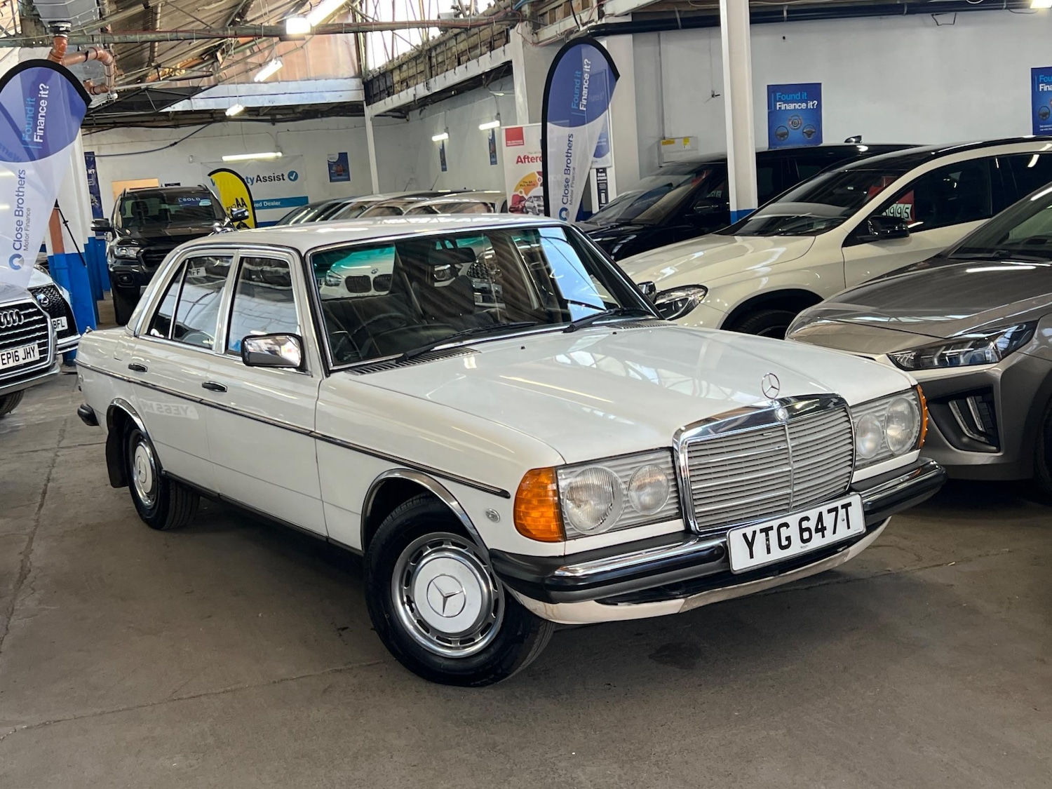 Used Mercedes-Benz 250 1979 for sale - 76361191: Photo 23