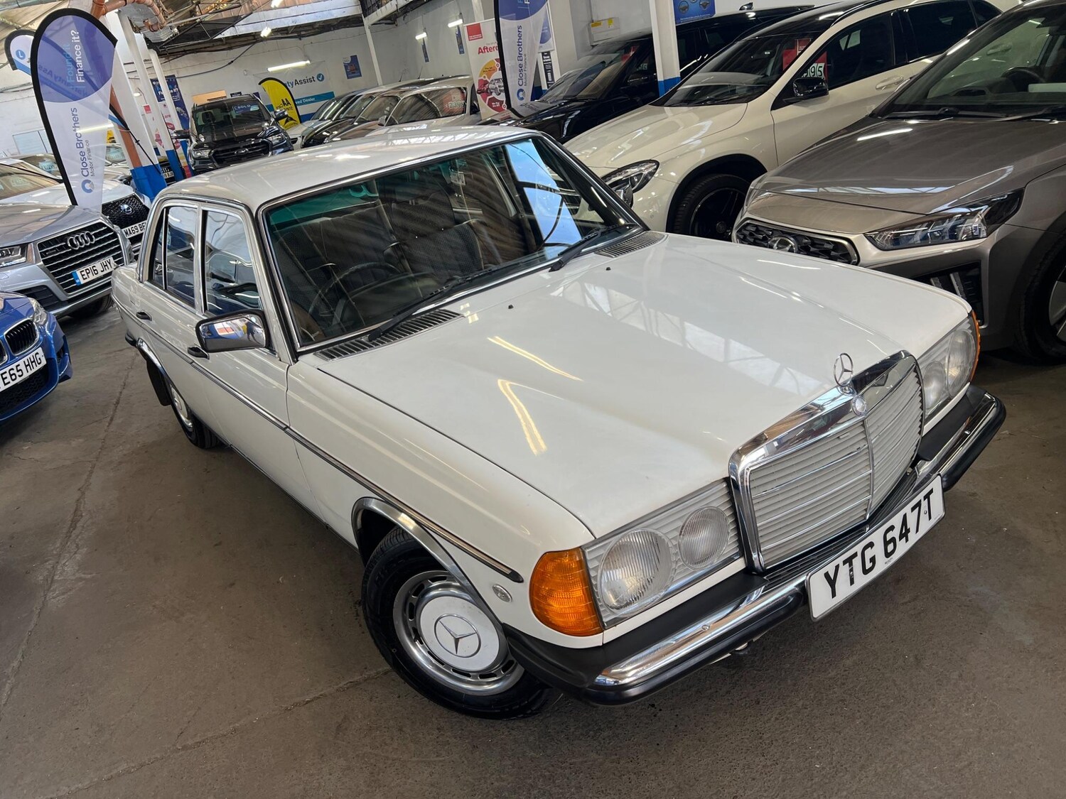 Used Mercedes-Benz 250 1979 for sale - 76361191: Photo 25