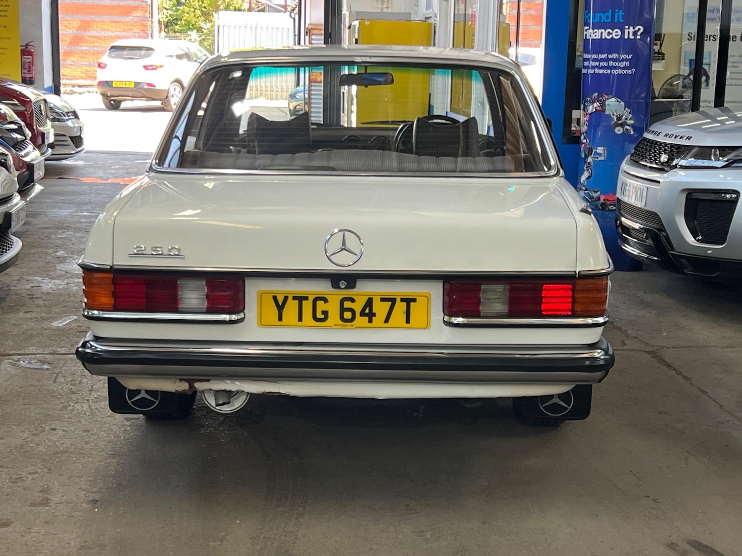 Used Mercedes-Benz 250 1979 for sale - 76361191: Photo 6