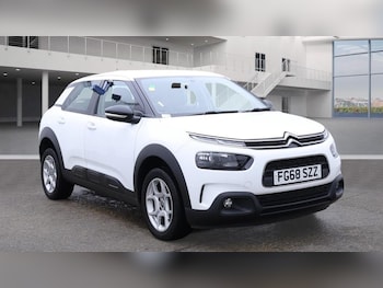 Used Citroen C4 Cactus 2018 for sale - 76457740: Photo