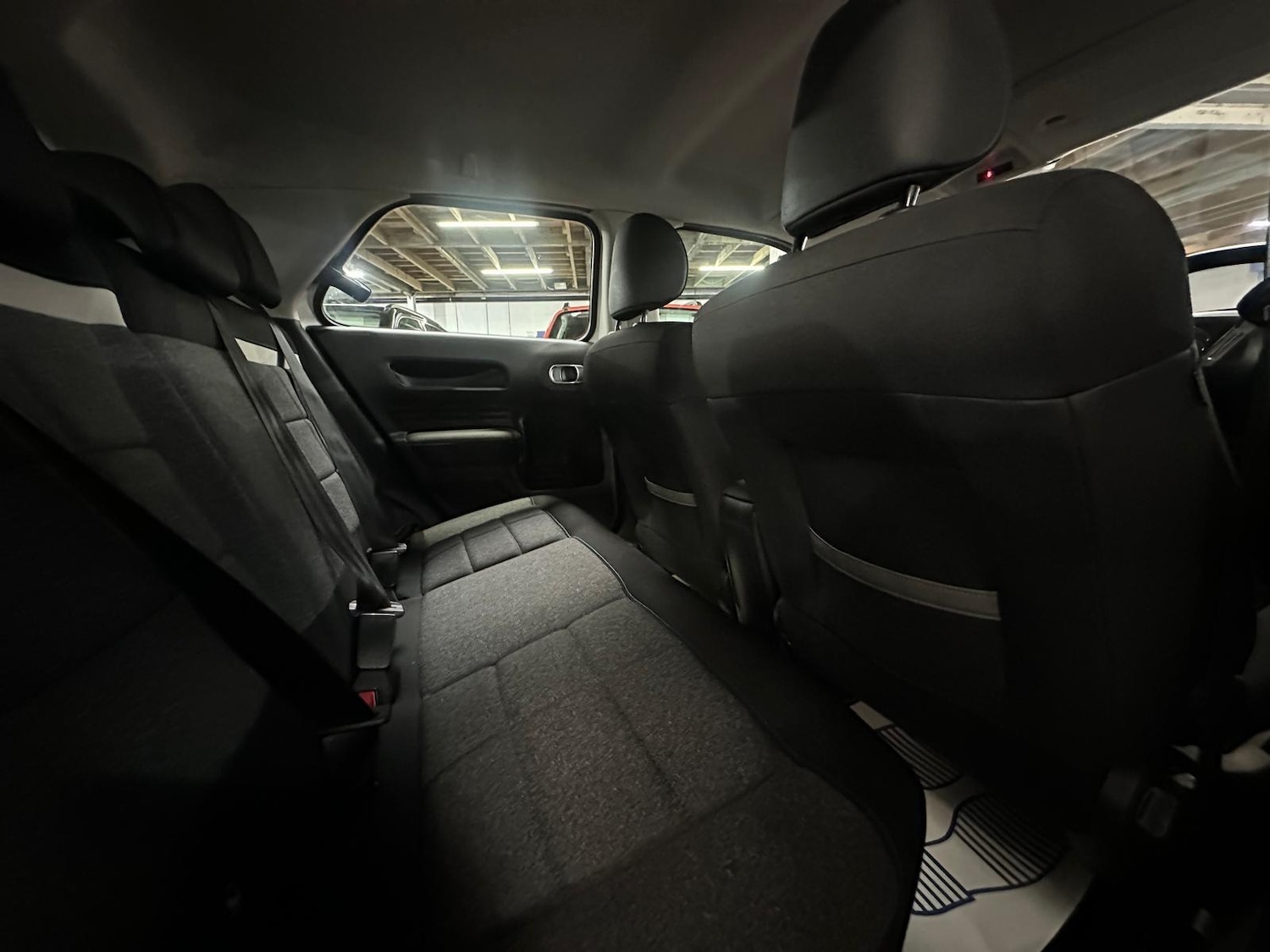 Used Citroen C4 Cactus 2018 for sale - 76457740: Photo 28