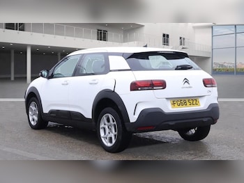 Used Citroen C4 Cactus 2018 for sale - 76457740: Photo