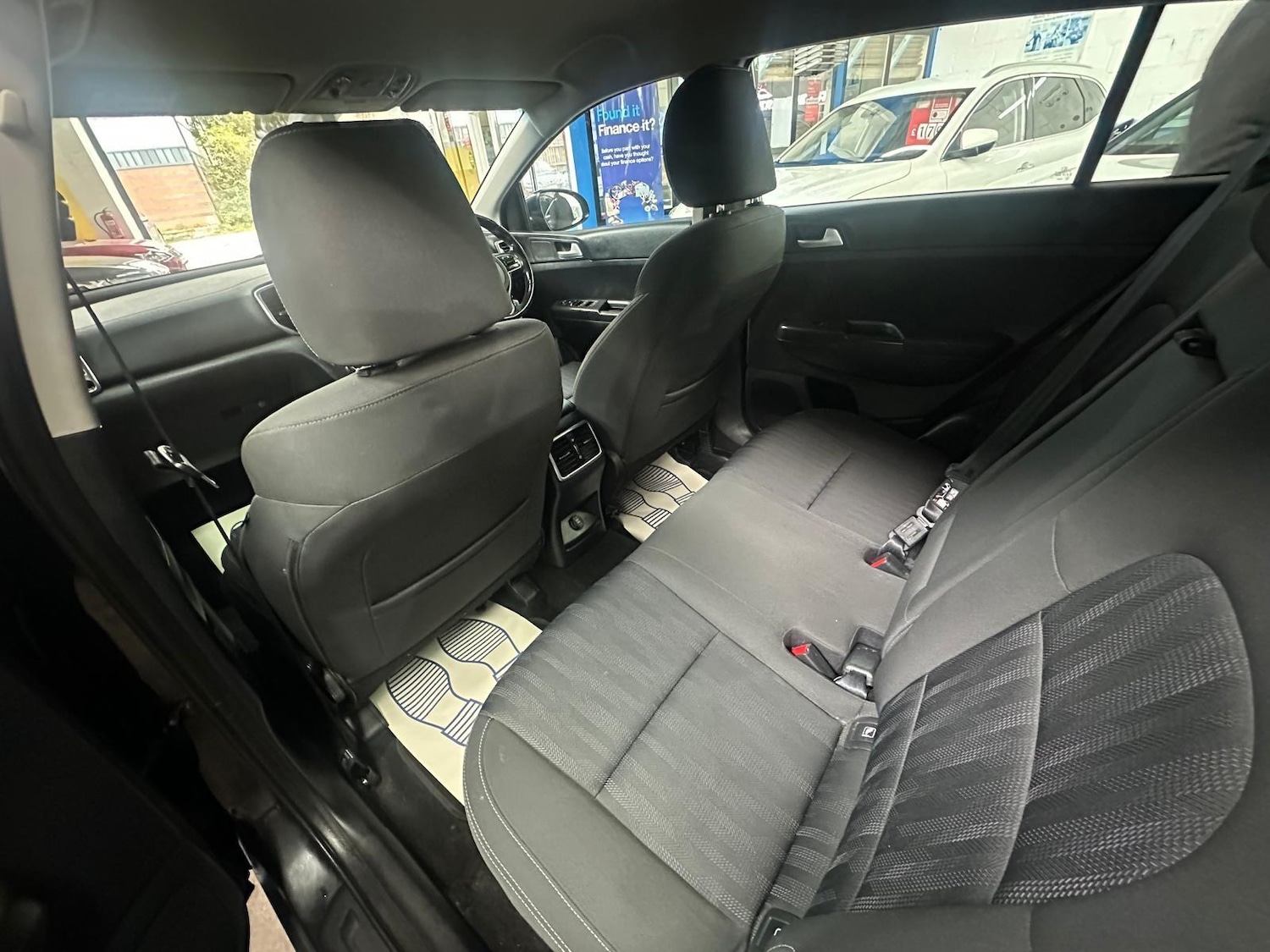 Used Kia Sportage 2018 for sale - 76137924: Photo 21