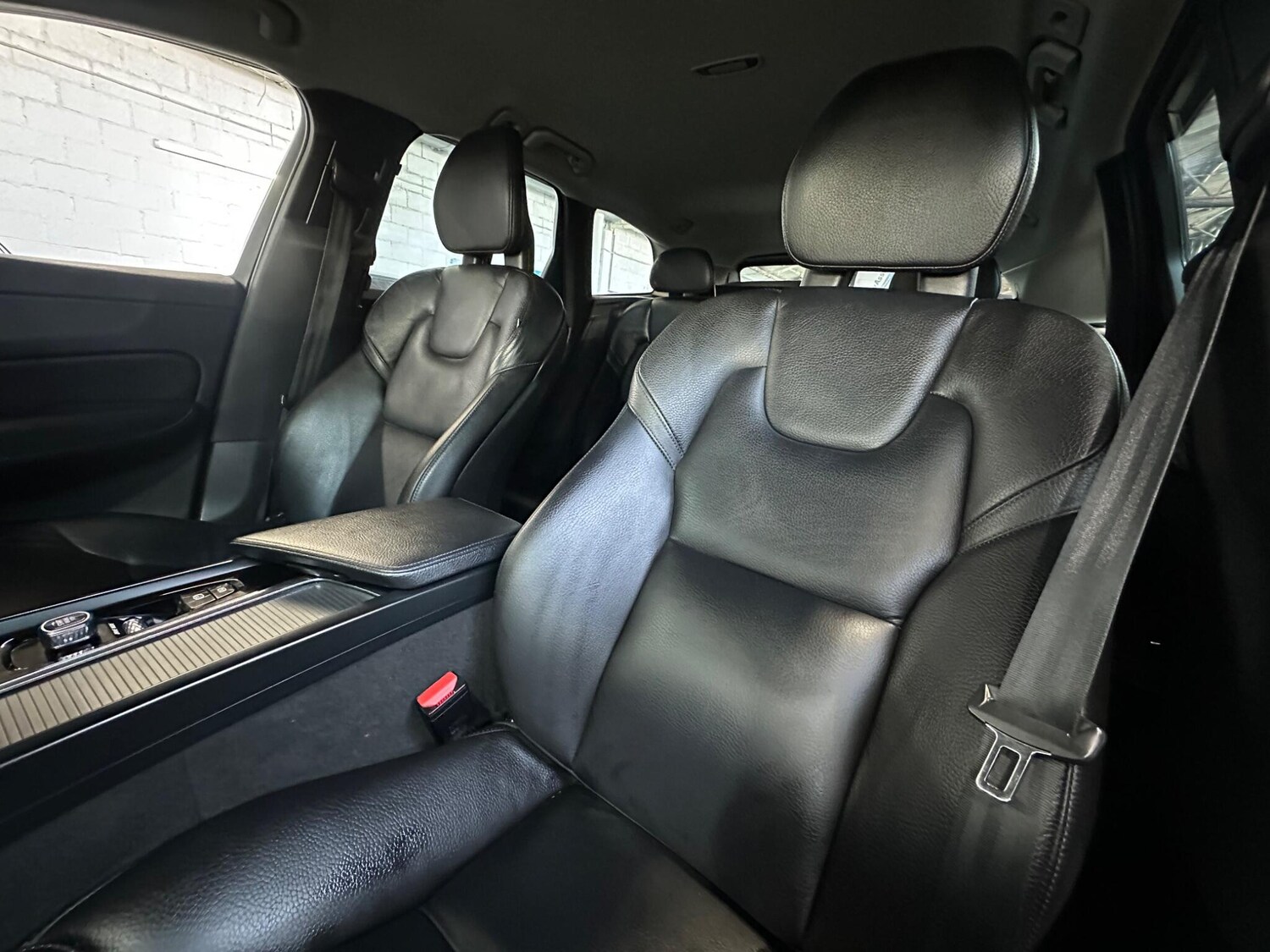 Used Volvo XC60 for sale - 77825309: Photo 35