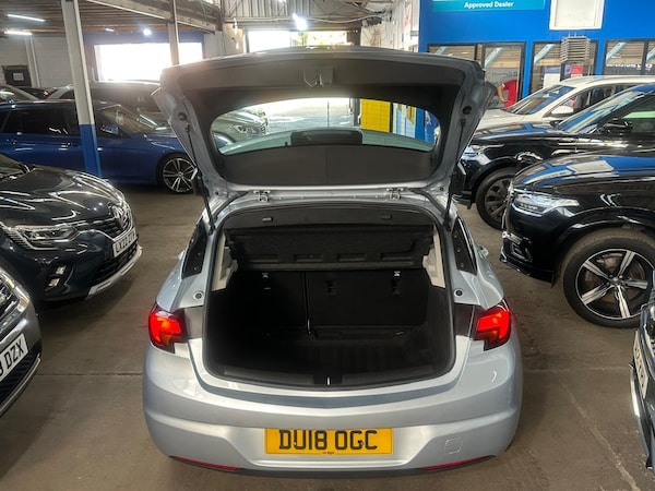 Used Vauxhall Astra 2018 for sale - 75458656: Photo 26