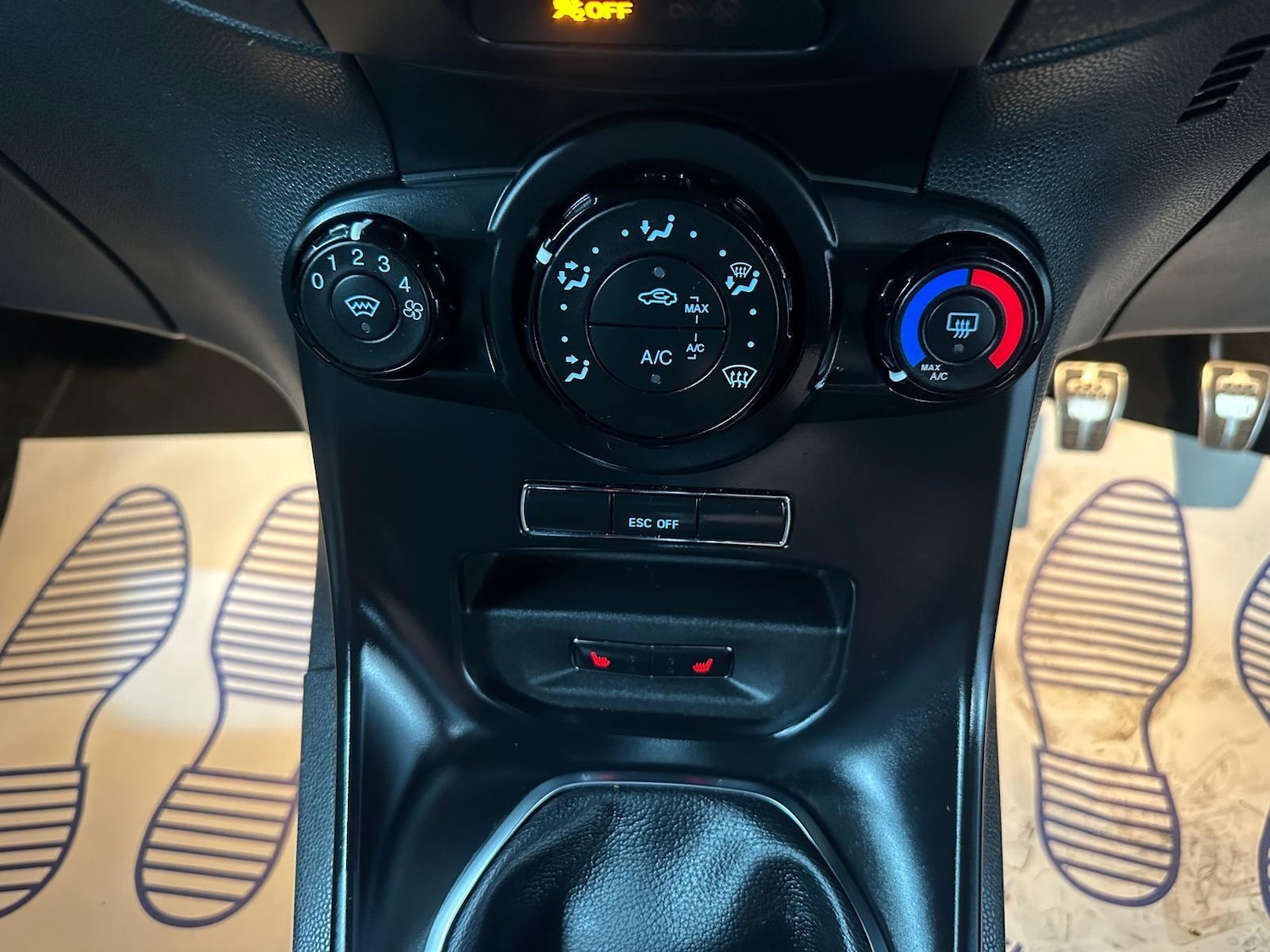 Used Ford Fiesta 2015 for sale - 76988521: Photo 25