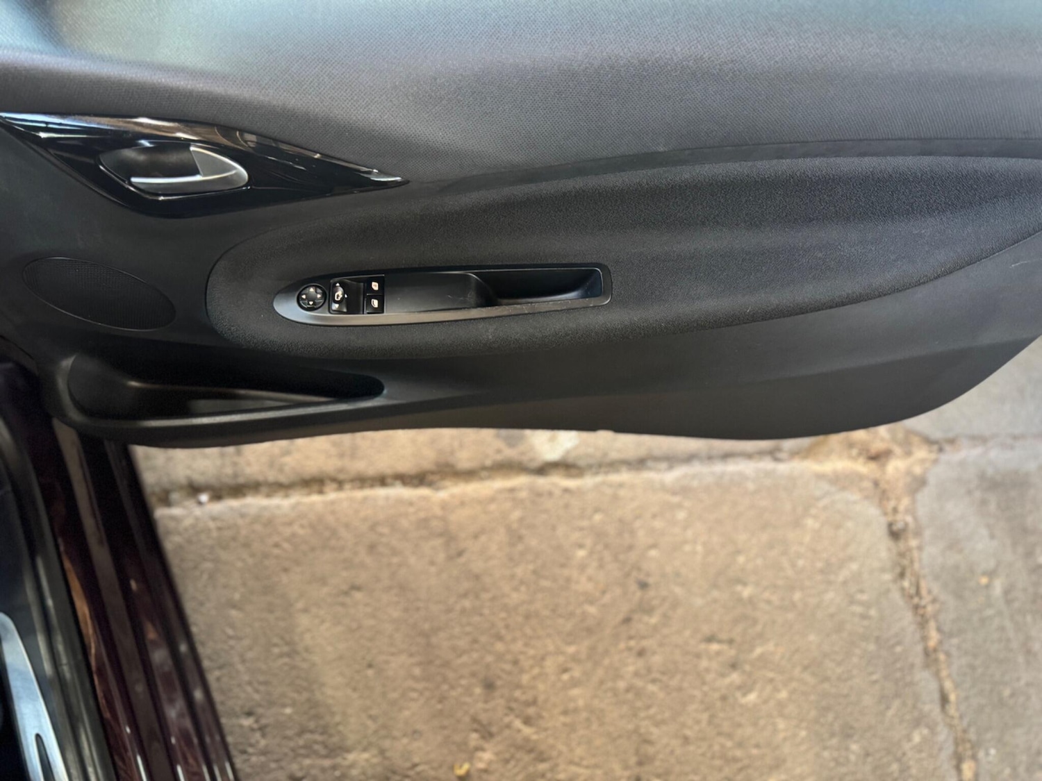 Used Citroen DS3 2015 for sale - 76658608: Photo 30