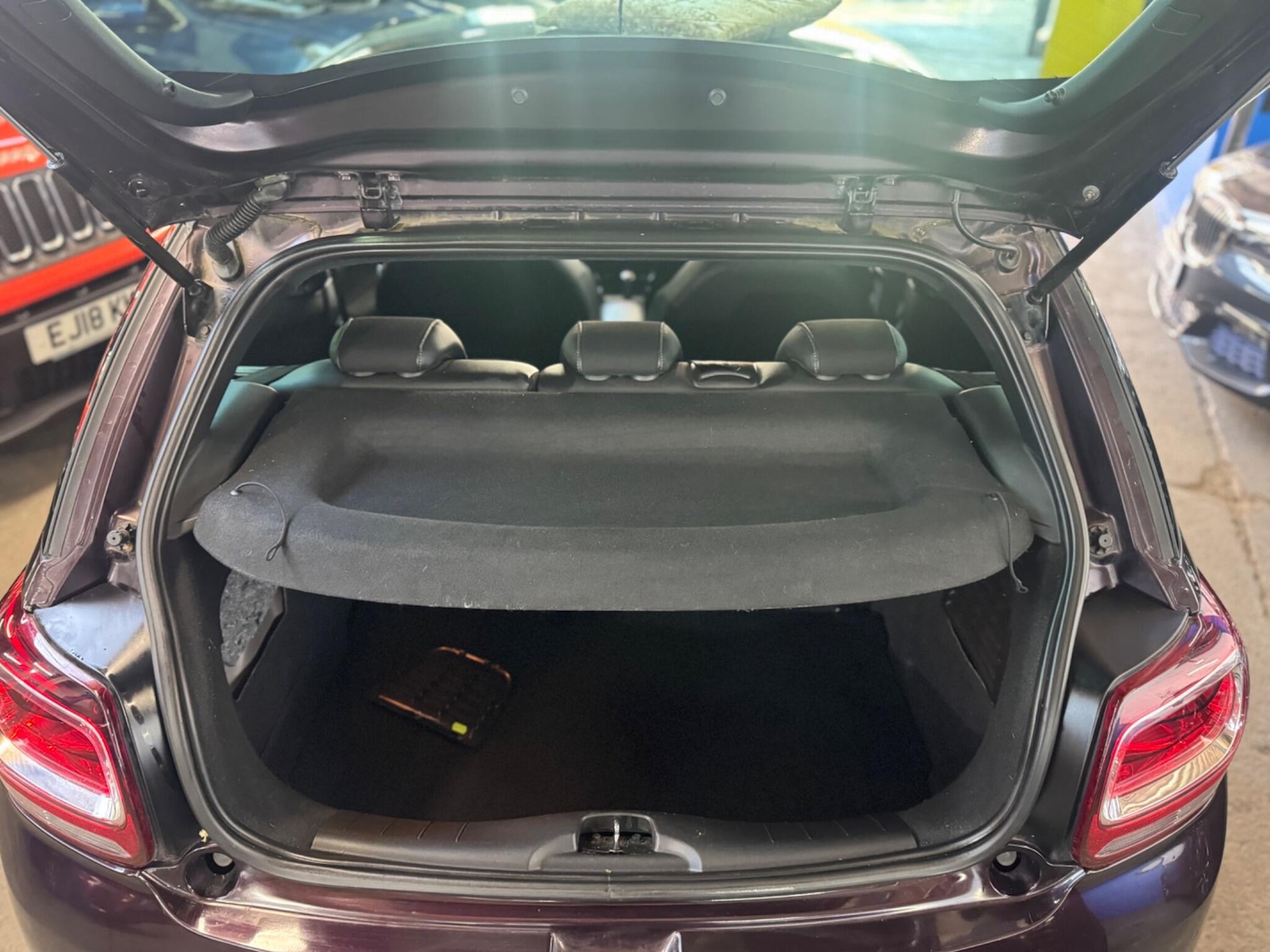 Used Citroen DS3 2015 for sale - 76658608: Photo 33