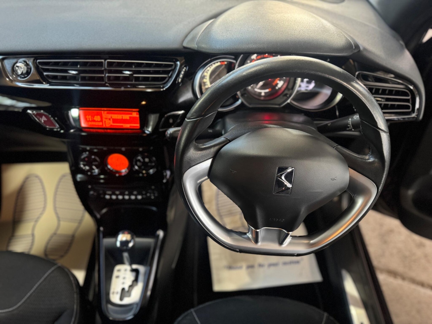 Used Citroen DS3 2015 for sale - 76658608: Photo 9