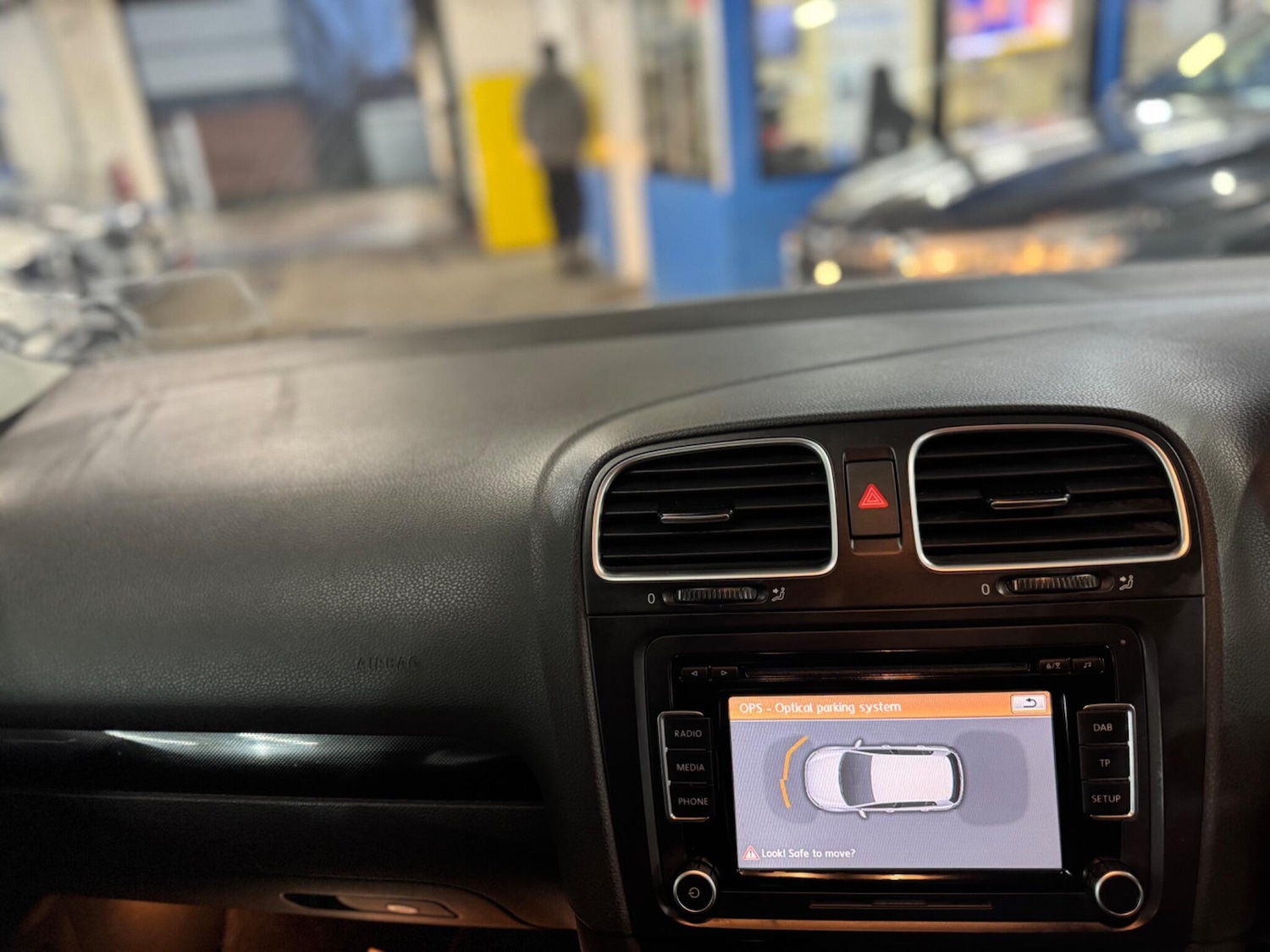 Used Volkswagen Golf 2011 for sale - 77387453: Photo 20