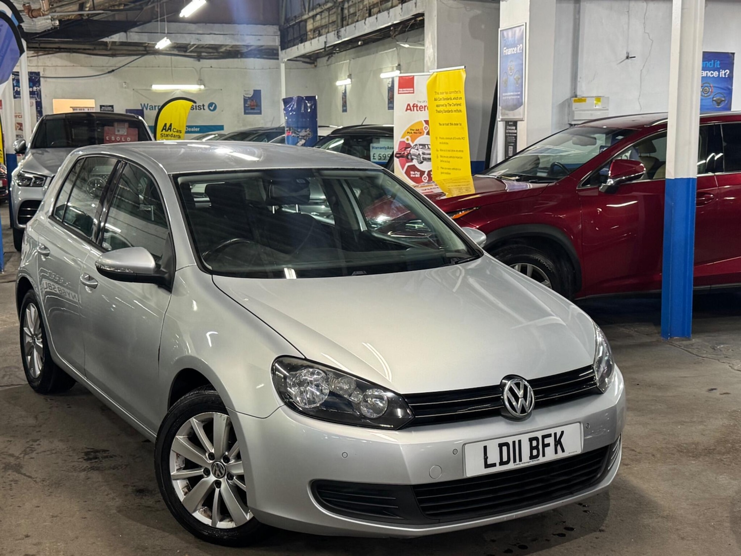 Used Volkswagen Golf 2011 for sale - 77387453: Photo 4
