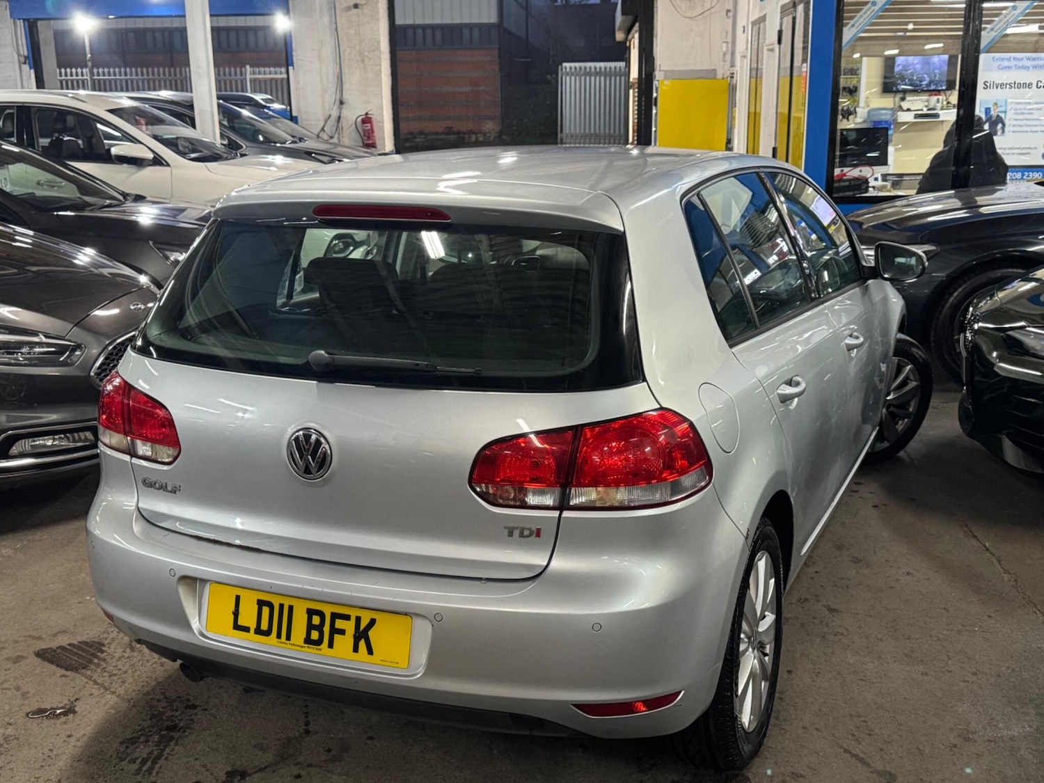 Used Volkswagen Golf 2011 for sale - 77387453: Photo 9