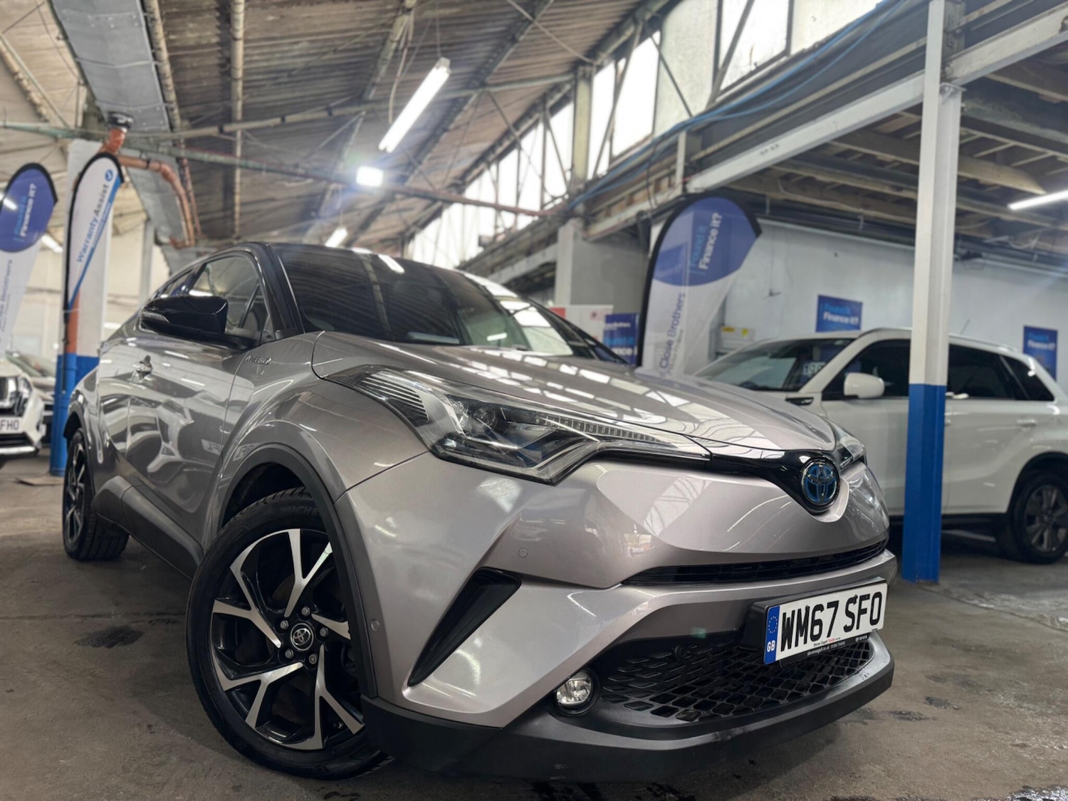 Used Toyota C-HR 2018 for sale - 76175056: Photo 1