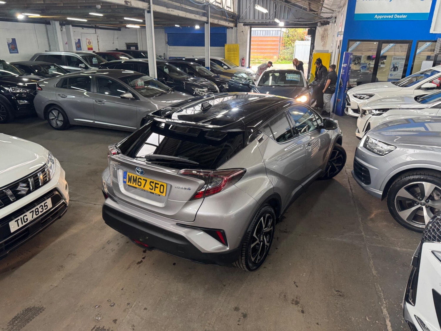 Used Toyota C-HR 2018 for sale - 76175056: Photo 9